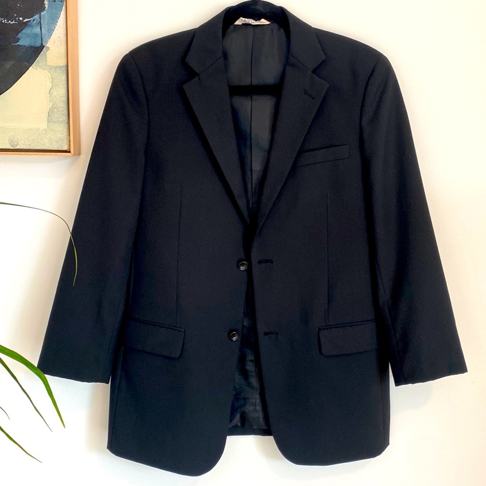 Abini Milano Boy’s Black Suit Size 18